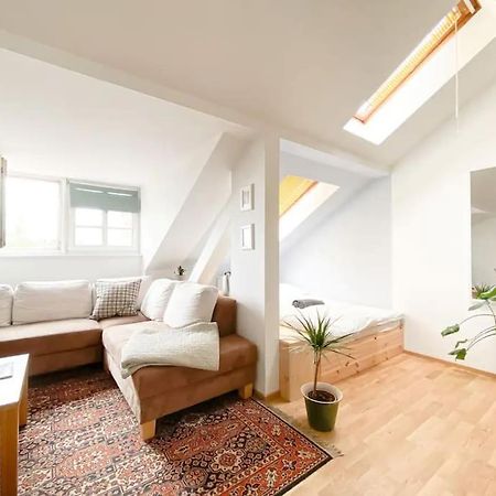 Schoene Ferienwohnung Mit Blick Ueber Stadtwald Лайпциг Екстериор снимка